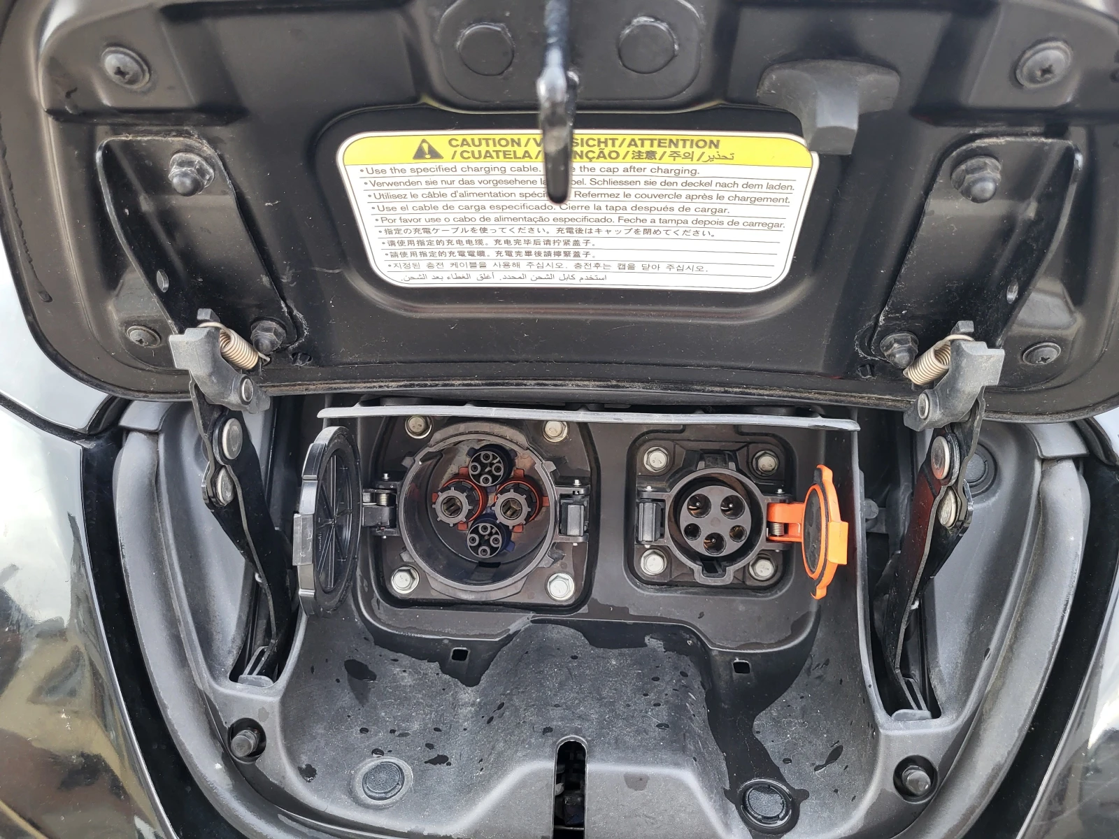 Nissan Leaf  24 kwh - изображение 5