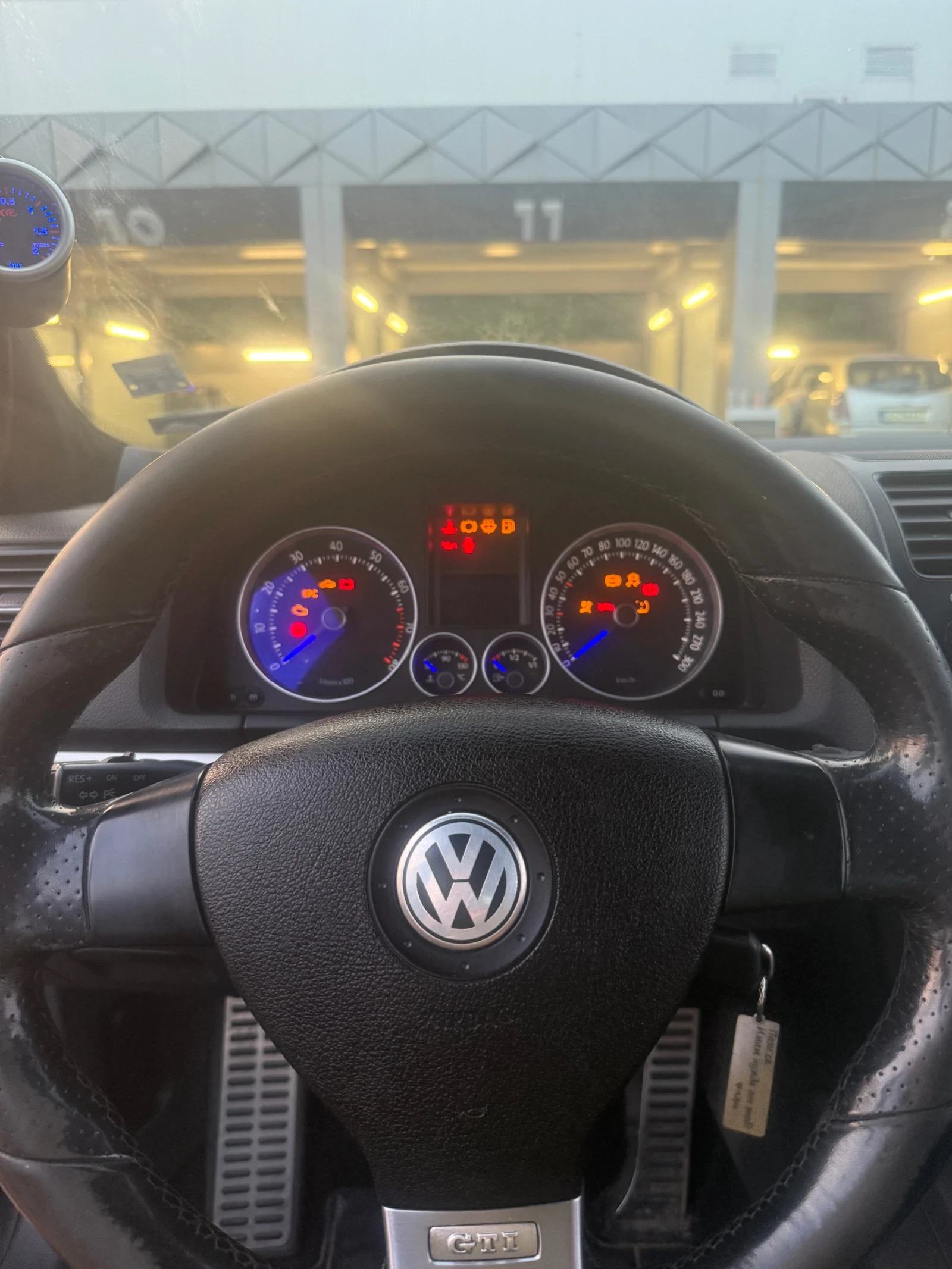 VW Golf 2.0 200 | Mobile.bg � ����������� 9