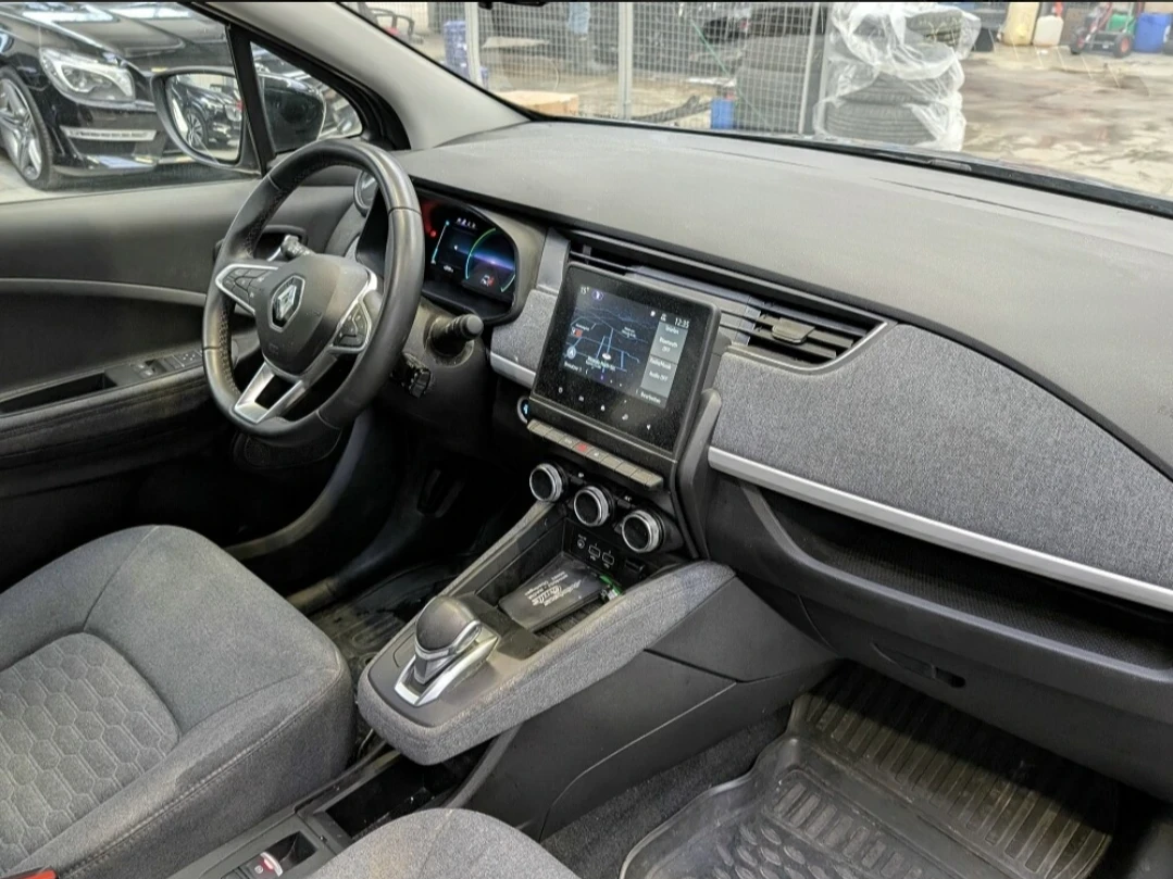 Renault Zoe CCS порт  - изображение 5