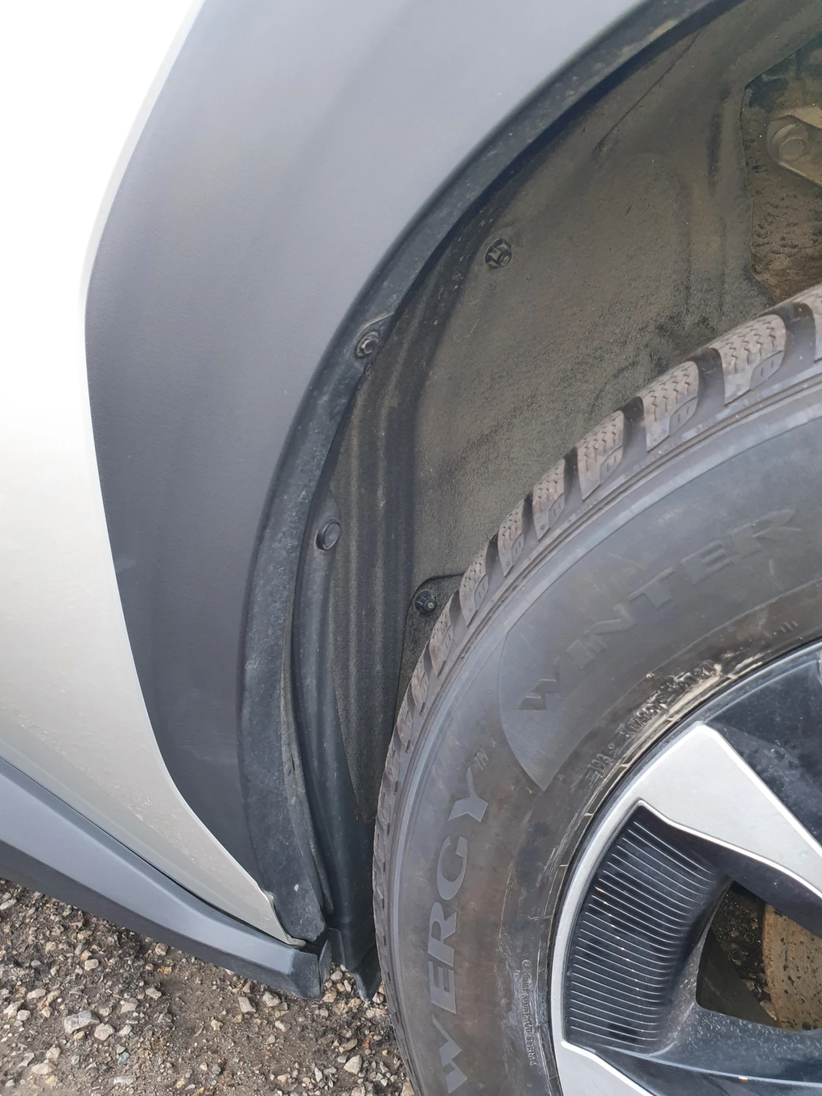 Toyota bZ4X Awd 4x4 - изображение 5