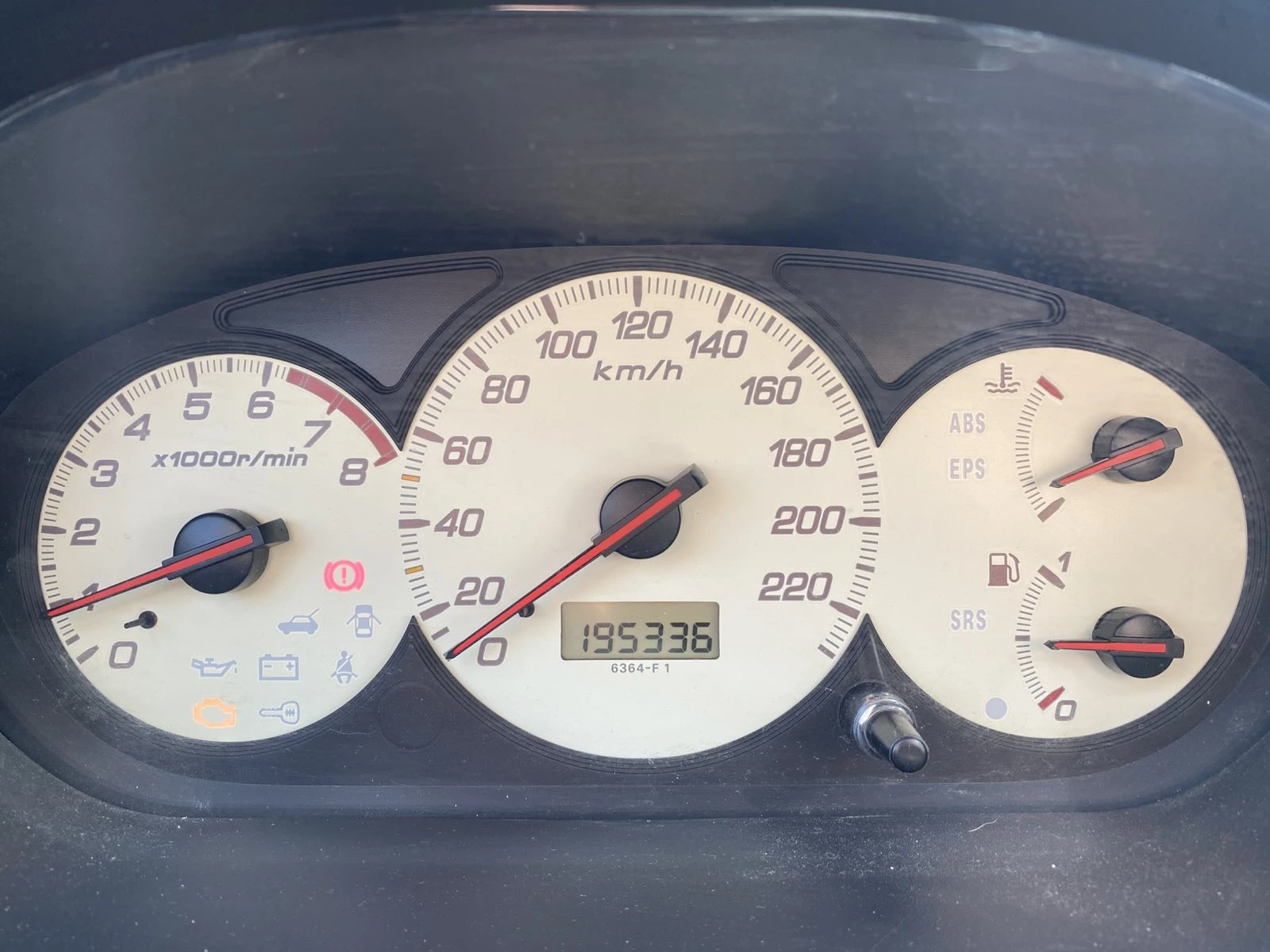 Honda Civic 1.6 VTEC, снимка 11 - Автомобили и джипове - 53864173