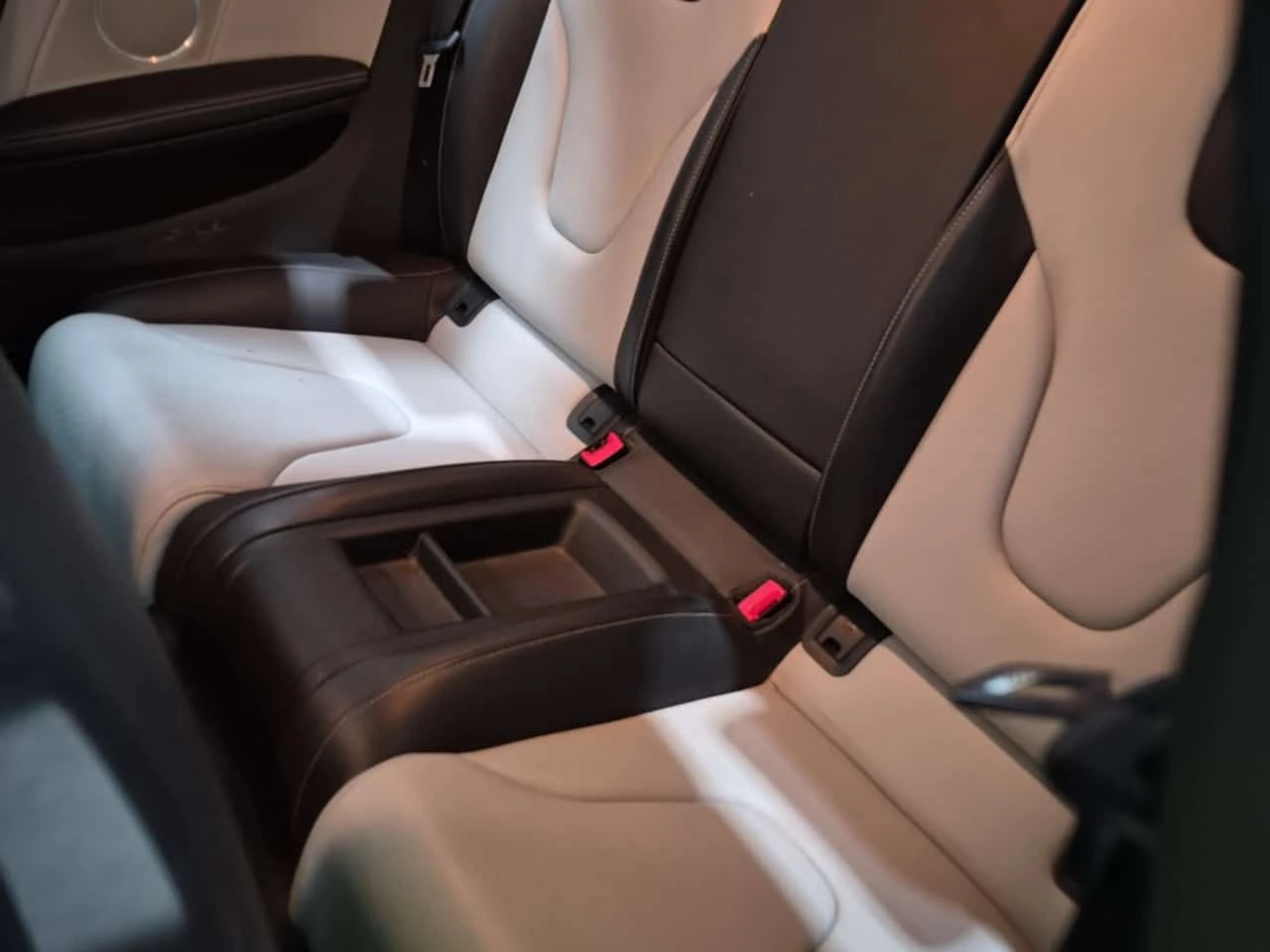 Audi S5 Technik/CARFAX/Панорама/Подгрев/, снимка 12 - Автомобили и джипове - 54152444