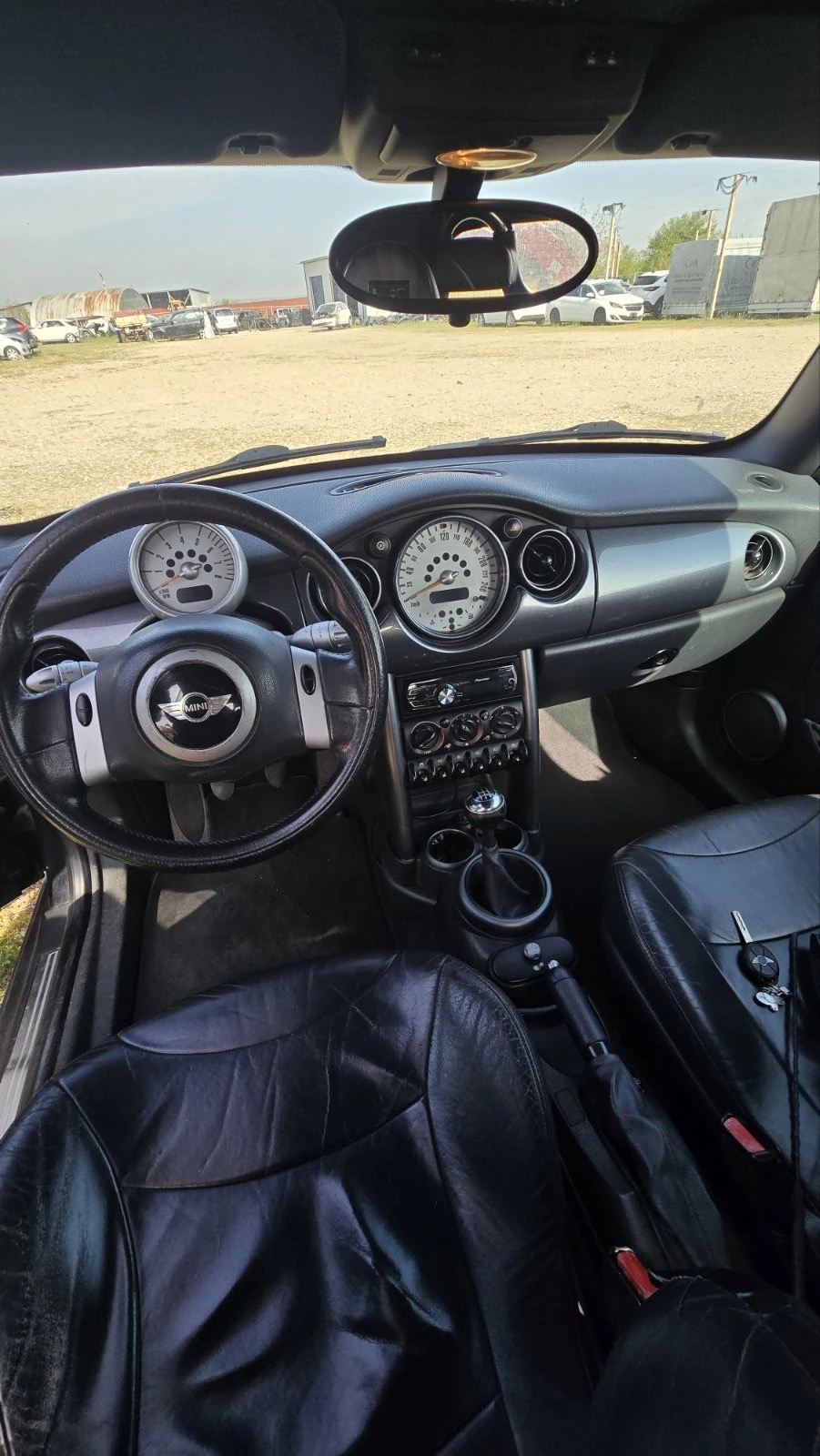 Mini One 1.6i, снимка 7 - Автомобили и джипове - 54259984