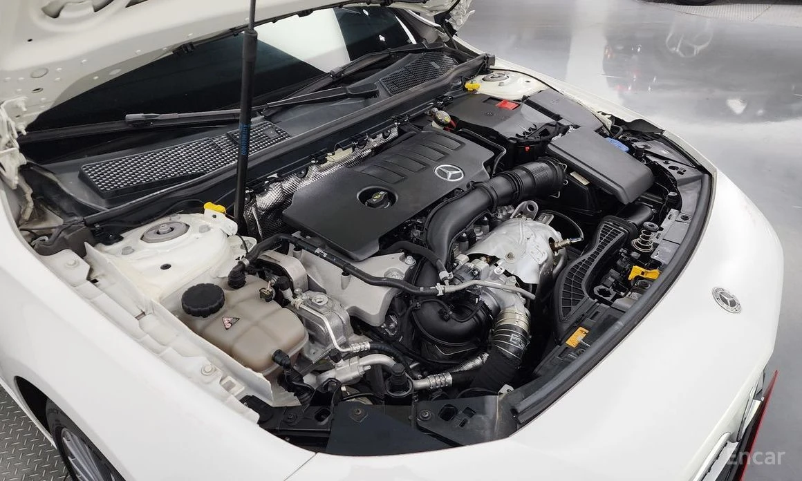 Mercedes-Benz A 250, снимка 6 - Автомобили и джипове - 54263296