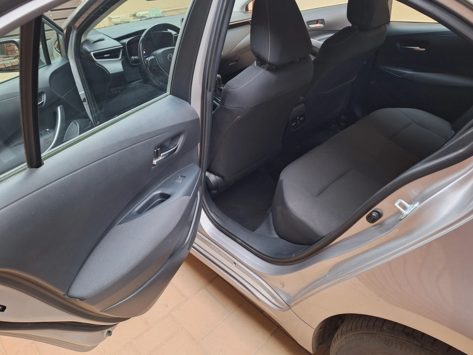 Toyota Corolla, снимка 5 - Автомобили и джипове - 55224041