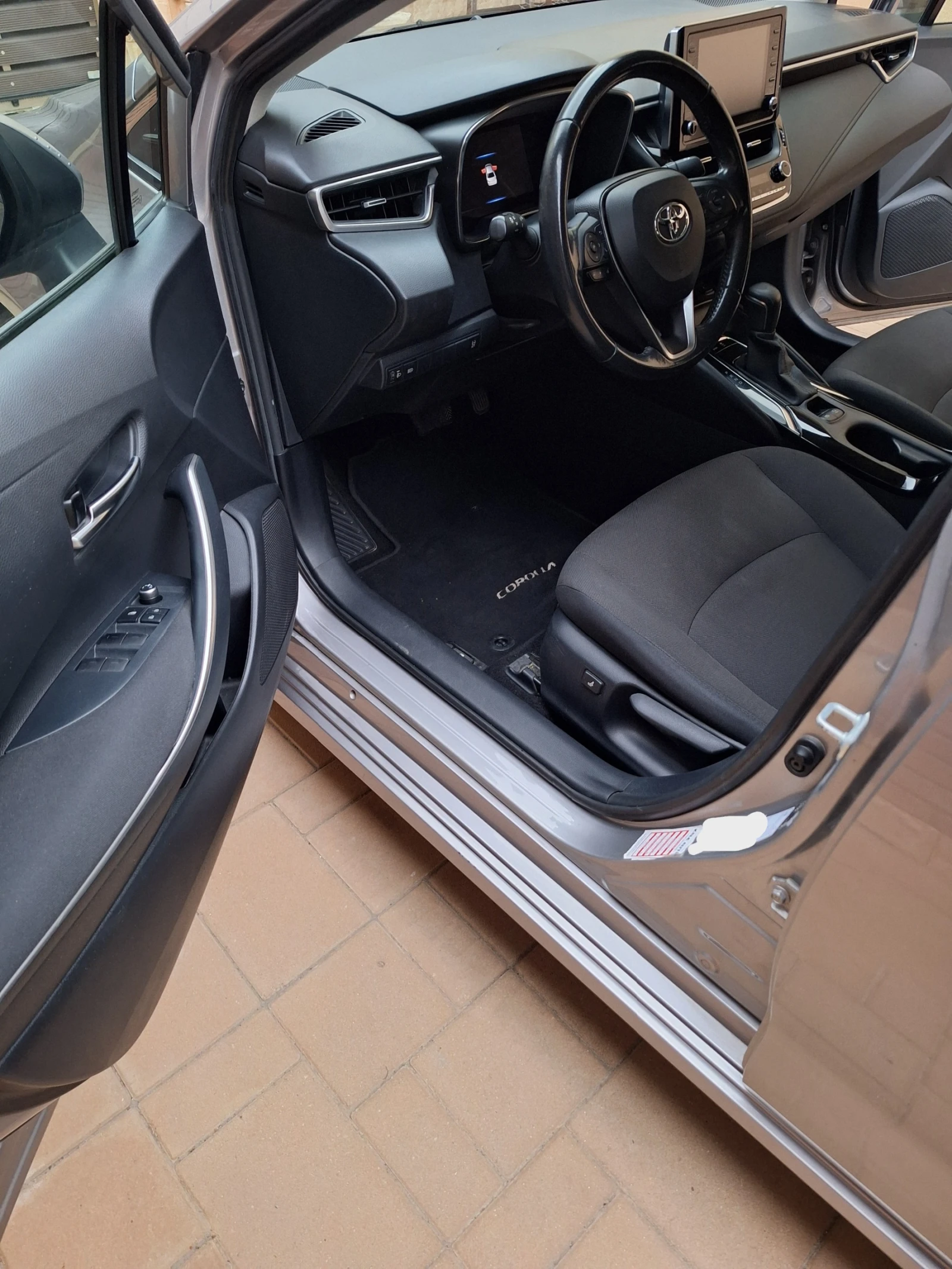 Toyota Corolla, снимка 4 - Автомобили и джипове - 55224041