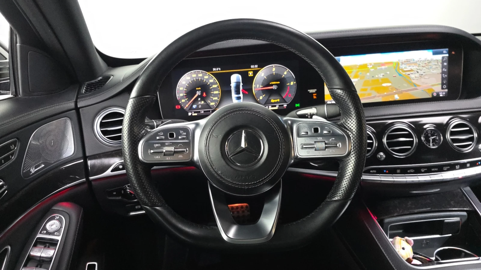 Mercedes-Benz S 350 * МАСАЖИ* ДИСТРОНИК* 360 КАМЕРА* ВАКУМ* ОБДУХВАНЕ*, снимка 12 - Автомобили и джипове - 55283090