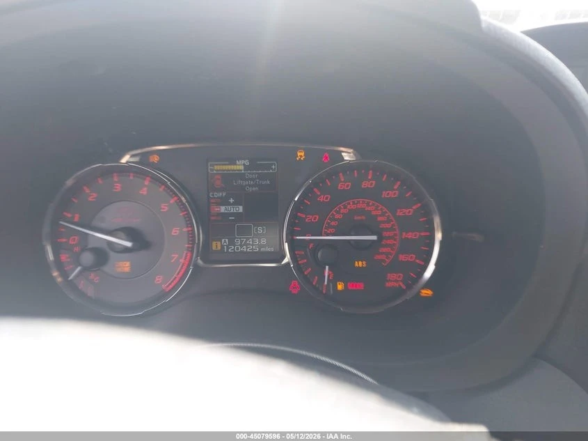 Subaru WRX * STI* Manual* KEYLESS* Camera* ПОДГРЕВ* , снимка 11 - Автомобили и джипове - 55573842