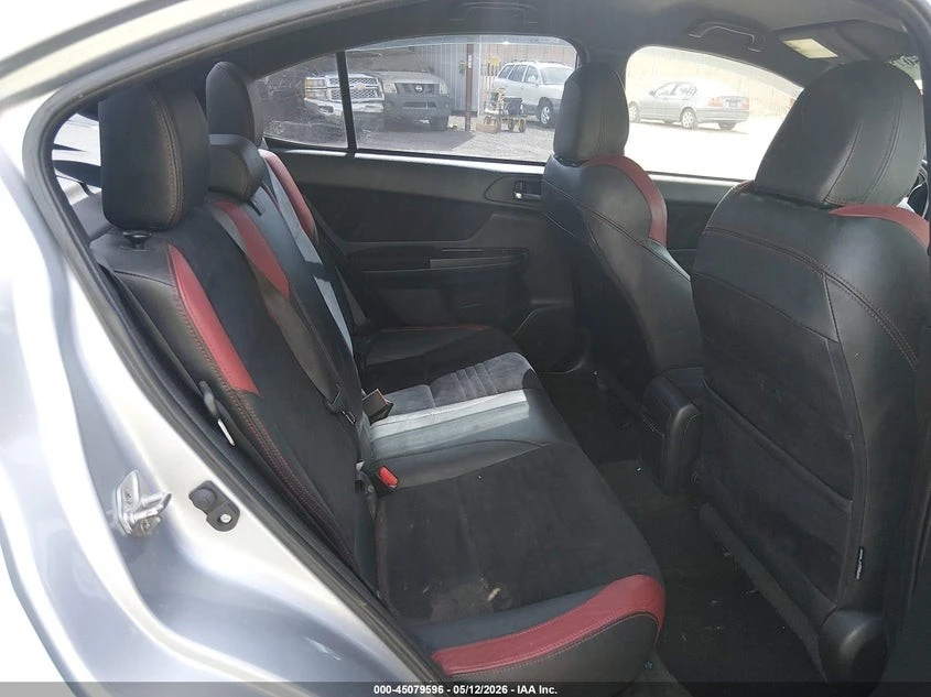 Subaru WRX * STI* Manual* KEYLESS* Camera* ПОДГРЕВ* , снимка 12 - Автомобили и джипове - 55573842