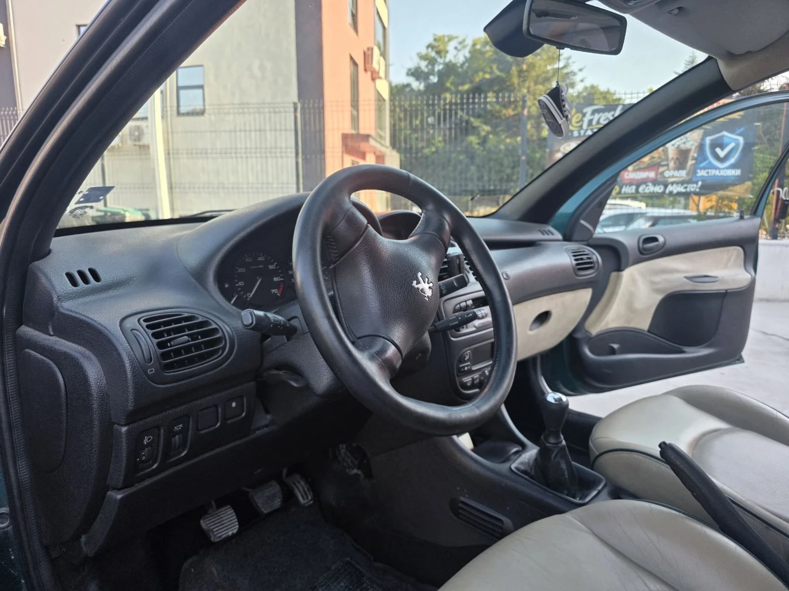 Peugeot 206 1.4i Roland Garros, снимка 14 - Автомобили и джипове - 55731893