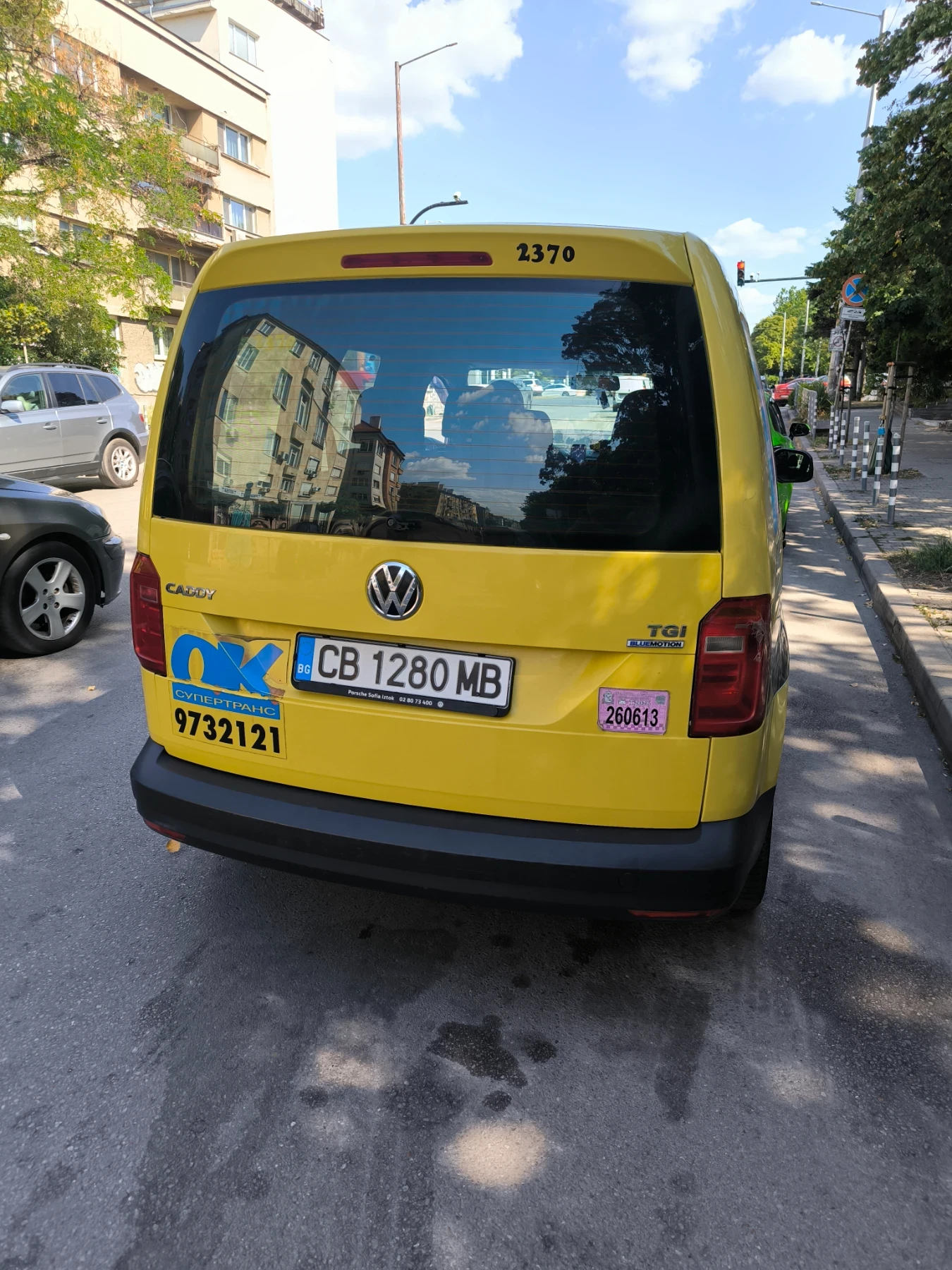 VW Caddy, снимка 3 - Автомобили и джипове - 55768929