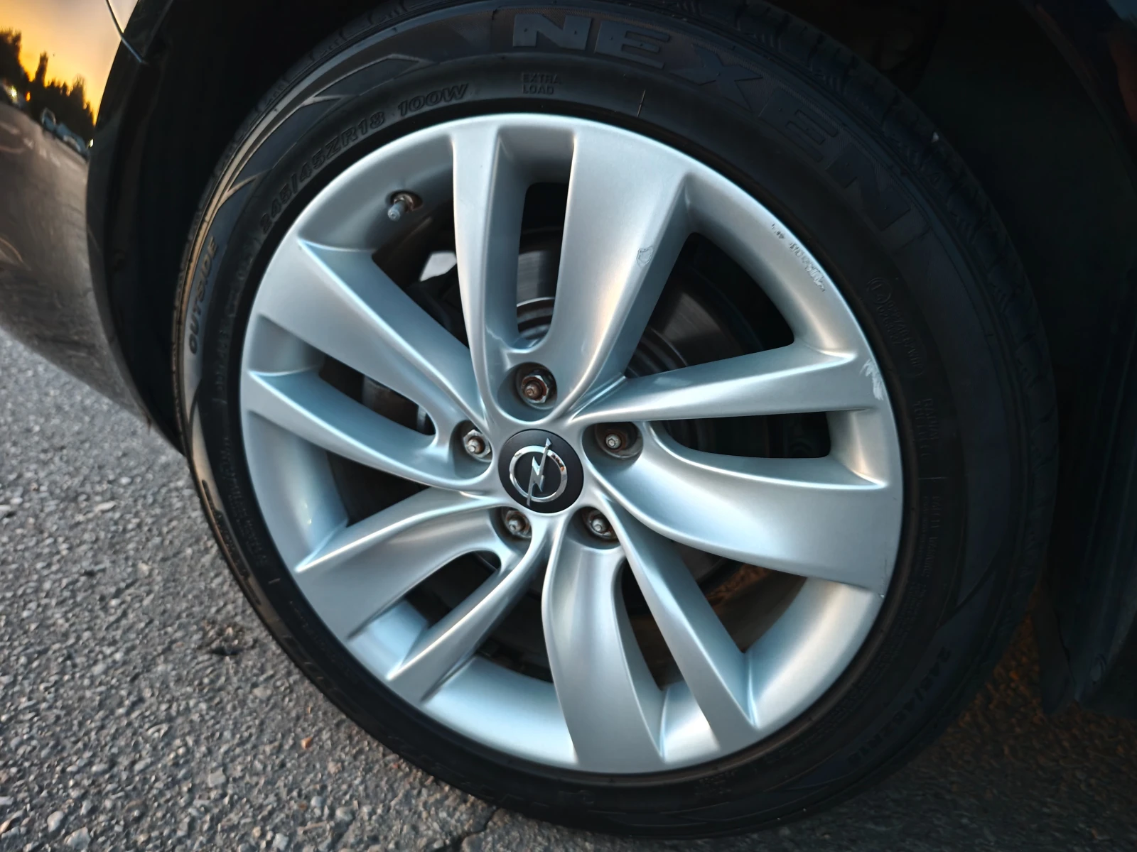 Opel Insignia 2.0 CDTI, снимка 8 - Автомобили и джипове - 55964949