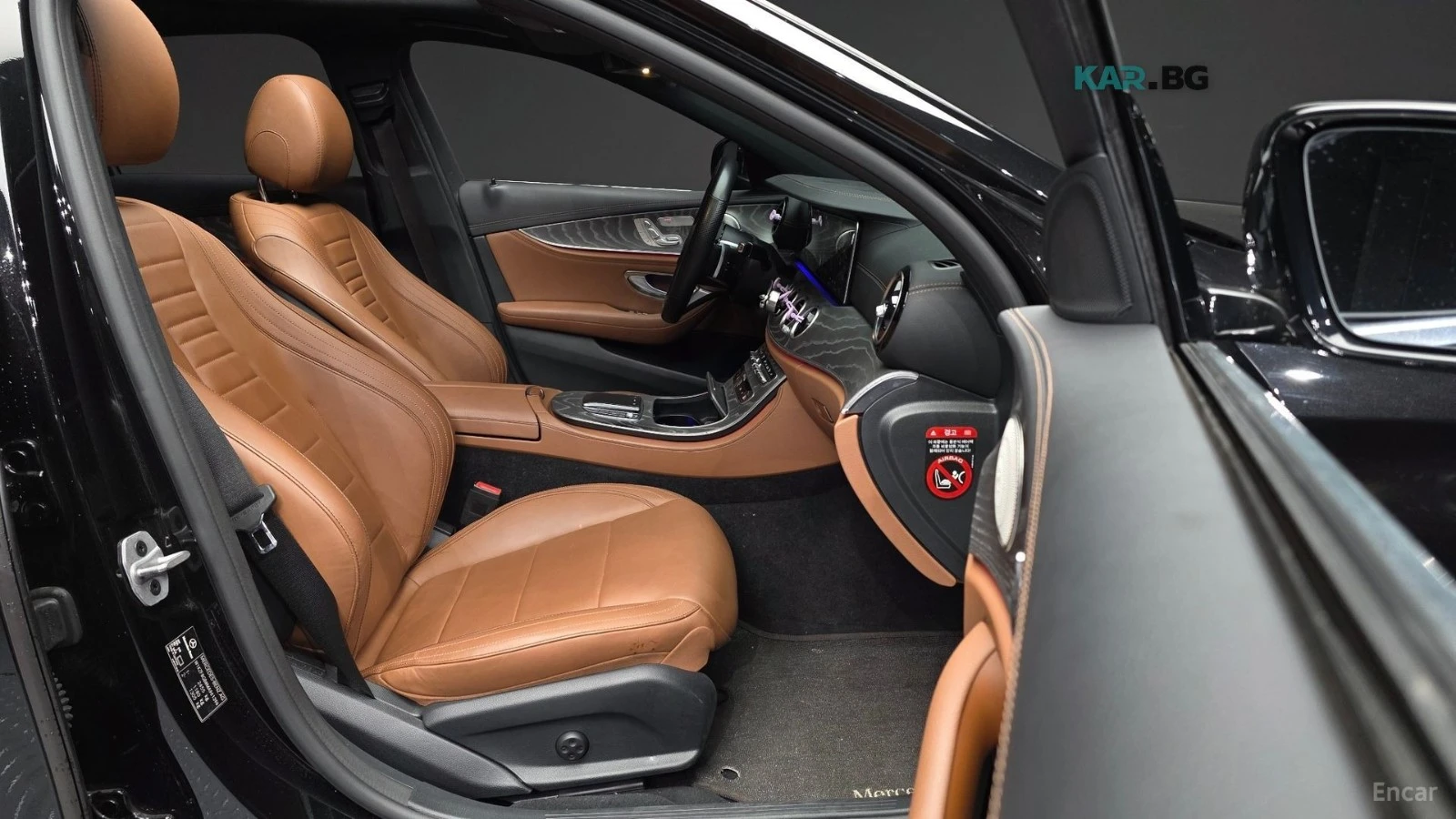 Mercedes-Benz E 350 AMG* 4MATIC* 360 CAM* BURMESTER* HEADUP* ПАМЕТ* , снимка 11 - Автомобили и джипове - 56070537