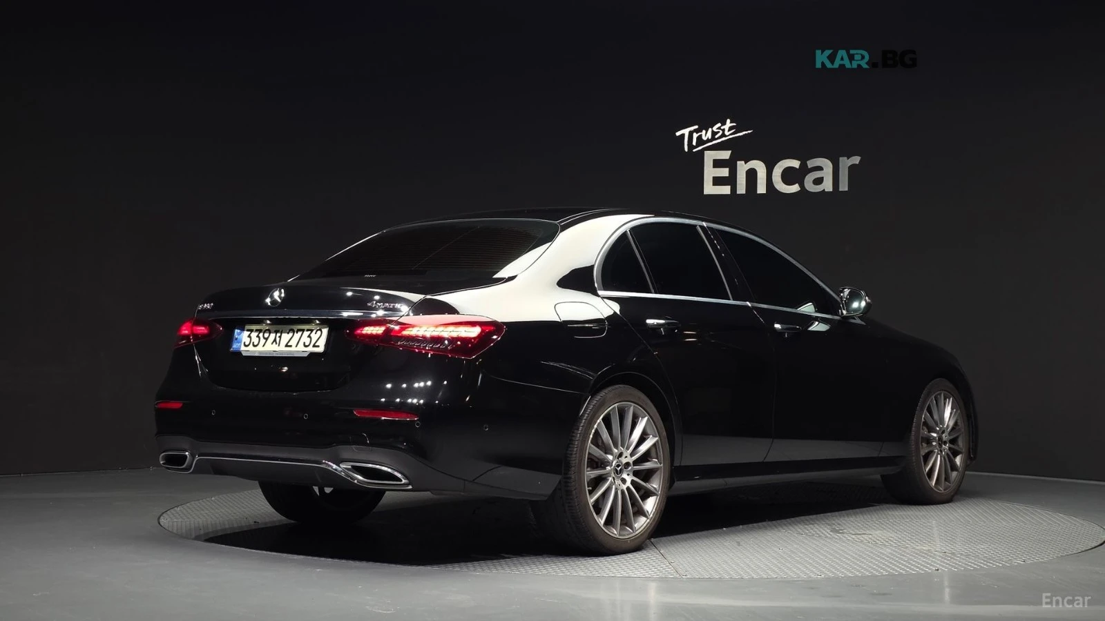 Mercedes-Benz E 350 AMG* 4MATIC* 360 CAM* BURMESTER* HEADUP* ПАМЕТ* , снимка 2 - Автомобили и джипове - 56070537