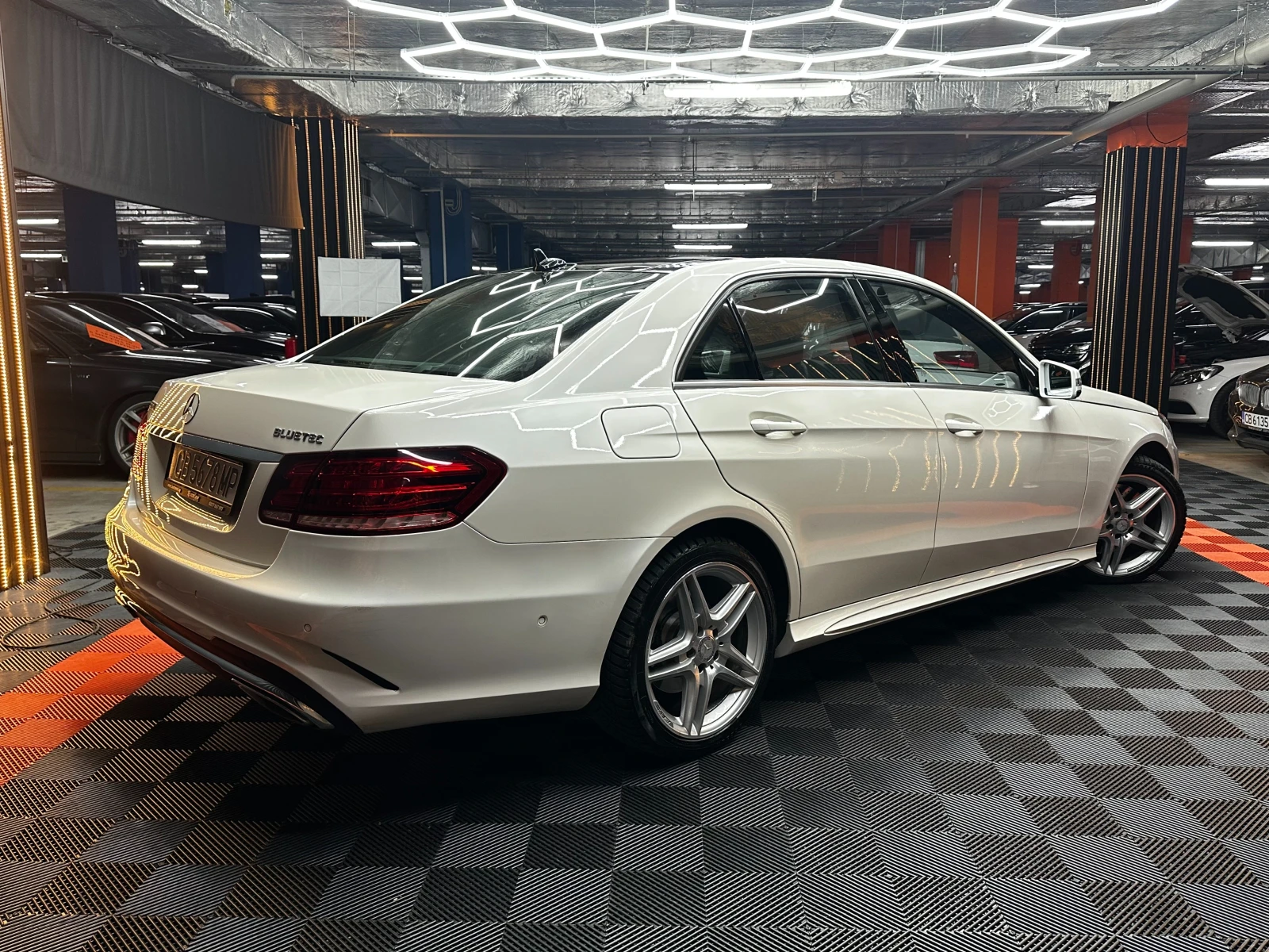 Mercedes-Benz E 350 3.0d 252 к.с./4matic/реални км, снимка 5 - Автомобили и джипове - 56613721