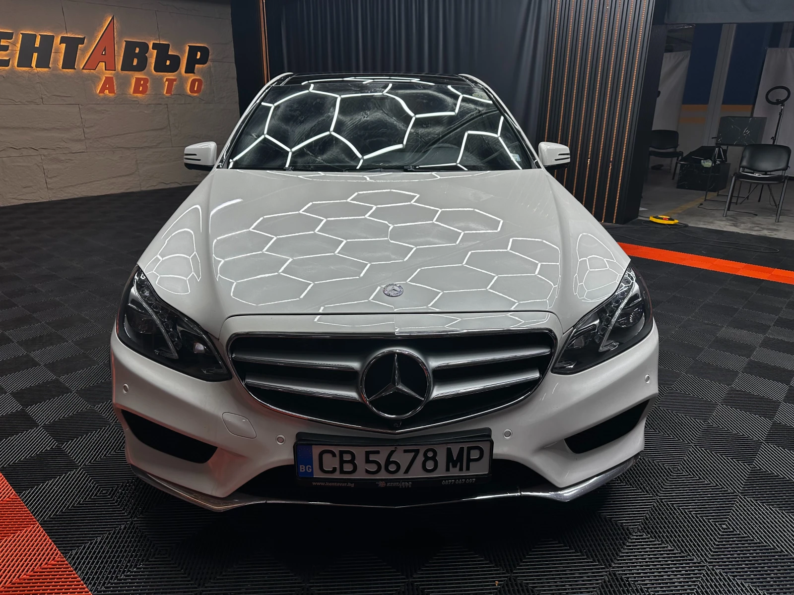 Mercedes-Benz E 350 3.0d 252 к.с./4matic/реални км, снимка 3 - Автомобили и джипове - 56613721