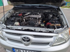Toyota Hilux 2.5, снимка 2