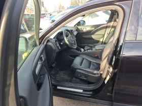 Volvo XC40 PLUS DARK THEME * * CARFAX * * АВТО КРЕДИТ * *  - 48999 лв. / 25052.79 € - 98850326 5
