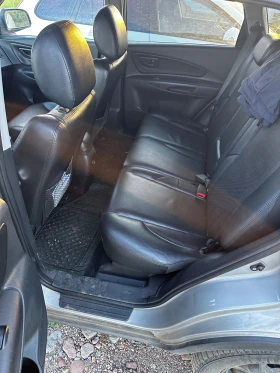 Hyundai Tucson - 5700 € / 11148.23 лв. - 87149406 16