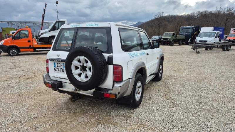 Nissan Patrol 2.8TD Климатик Франция , снимка 4 - Автомобили и джипове - 49344402