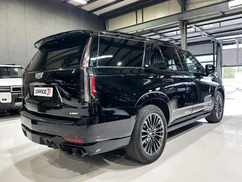 Cadillac Escalade V, снимка 8 - Автомобили и джипове - 52011883