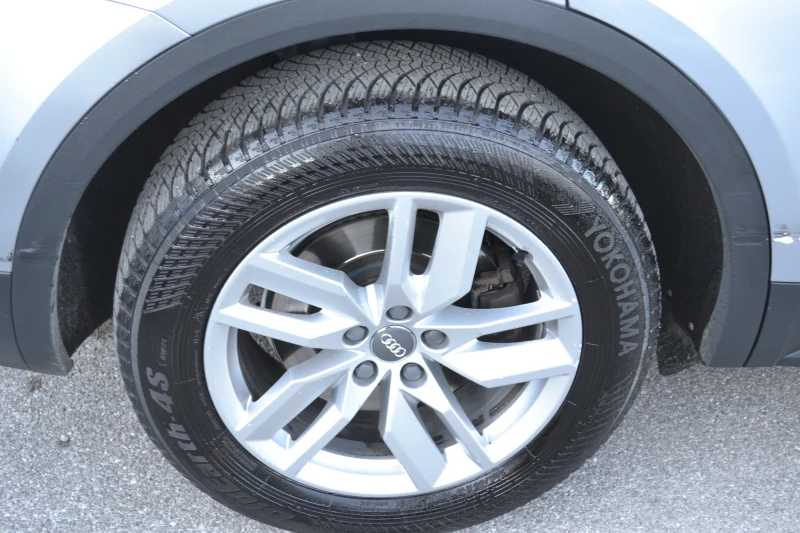 Audi Q5 2.0TDI, снимка 8 - Автомобили и джипове - 52752111