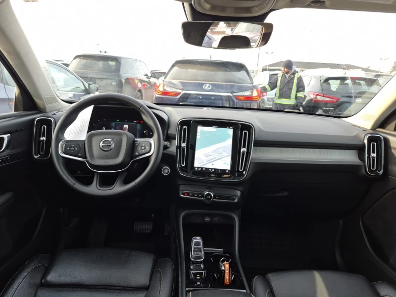 Volvo XC40 PLUS DARK THEME * * CARFAX * * АВТО КРЕДИТ * * , снимка 7 - Автомобили и джипове - 52901261