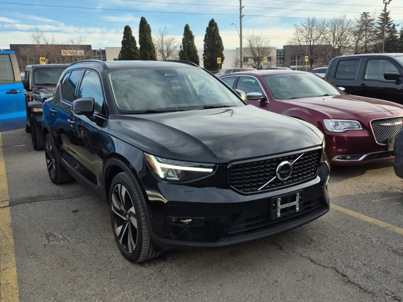 Volvo XC40 PLUS DARK THEME * * CARFAX * * АВТО КРЕДИТ * * , снимка 2 - Автомобили и джипове - 52901261