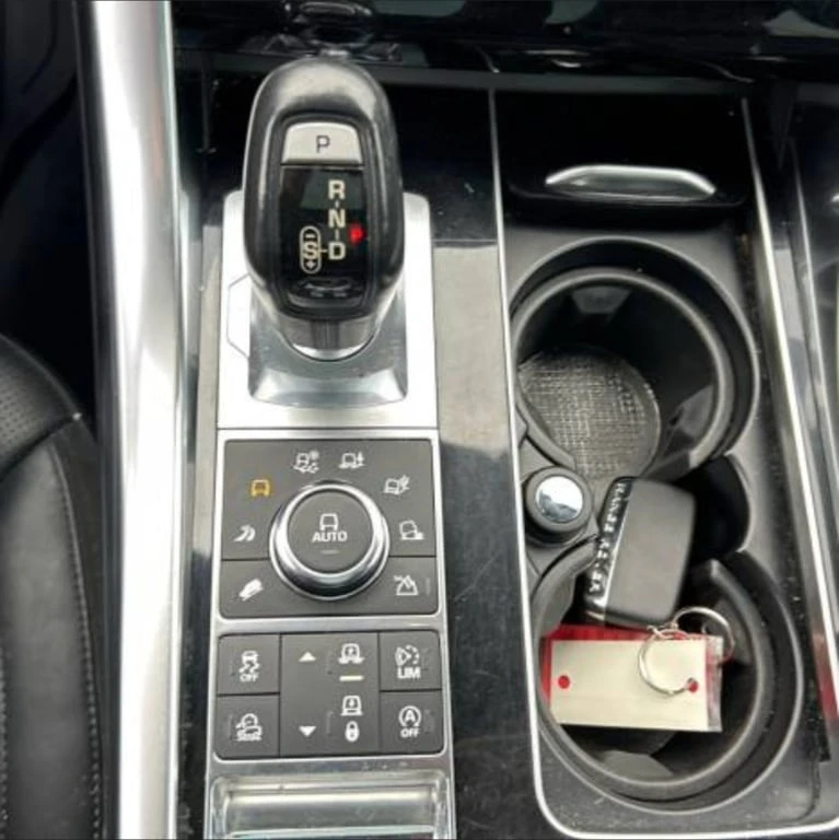 Land Rover Range Rover Sport * V8 Supercharged * CARFAX *  - изображение 10