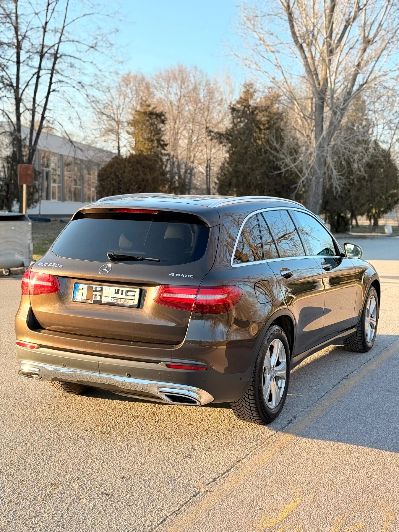 Mercedes-Benz GLC 220 4Matic 9G Tronic AMG волан Apple carplay - изображение 4
