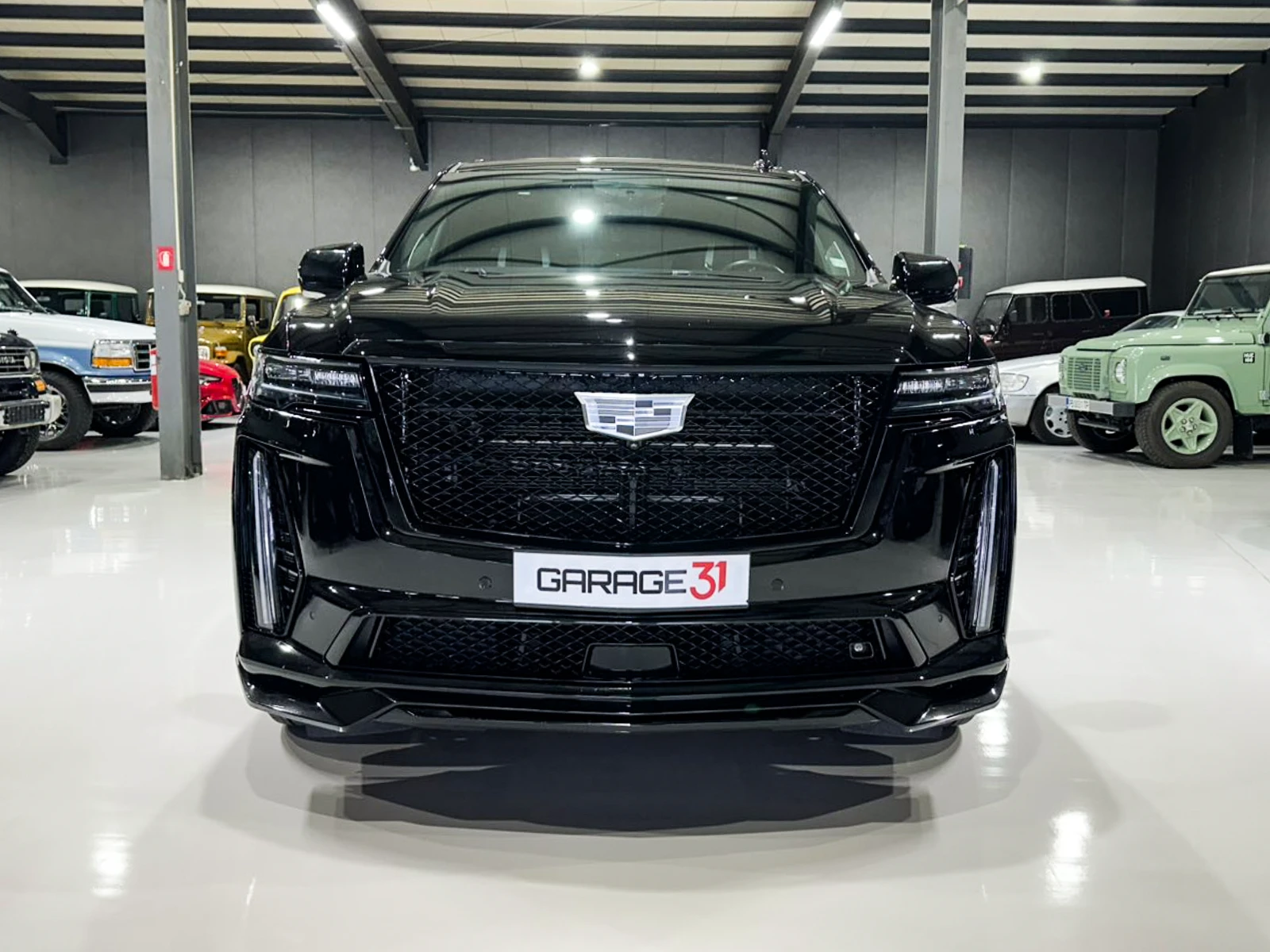 Cadillac Escalade V - изображение 2