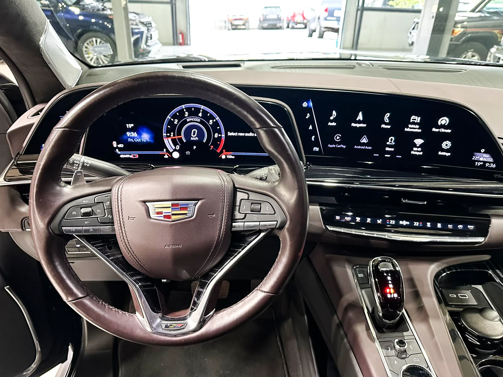 Cadillac Escalade V | Mobile.bg   14