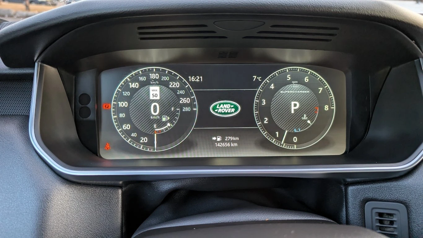 Land Rover Range Rover Sport * V8 Supercharged * CARFAX *  - изображение 9