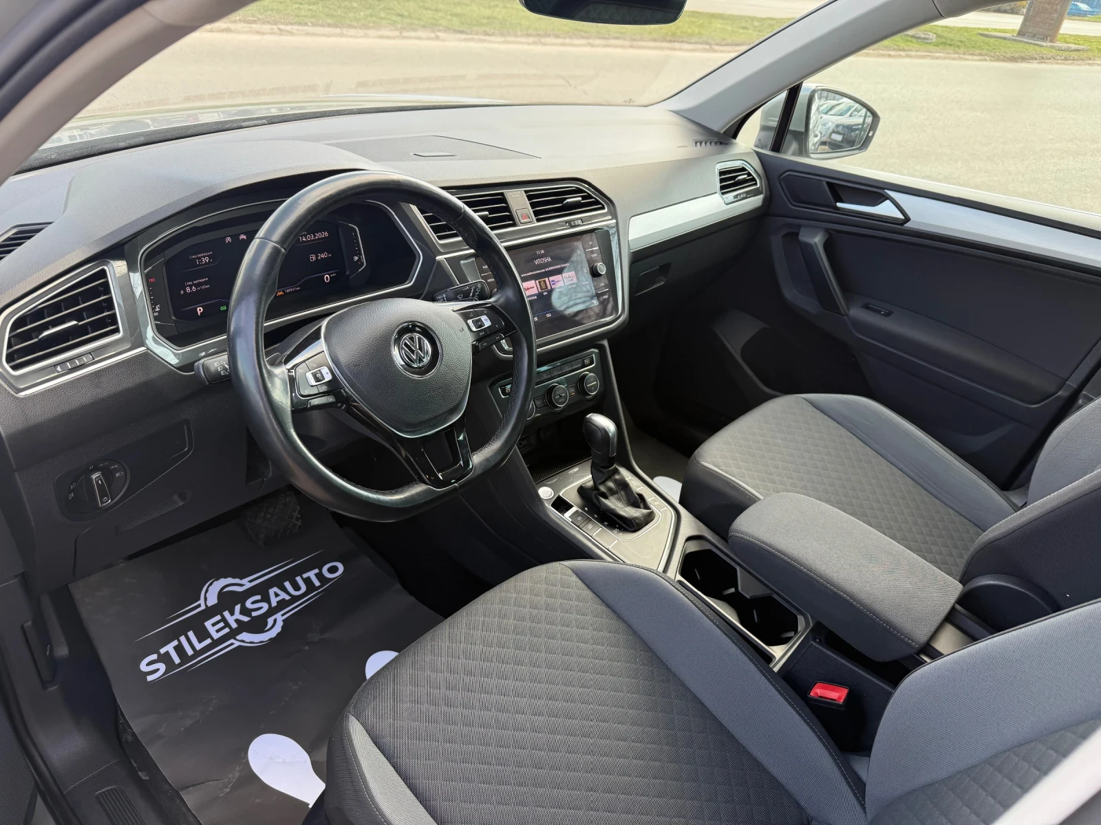 VW Tiguan 2.0TDI R-Line | Mobile.bg � ����������� 9