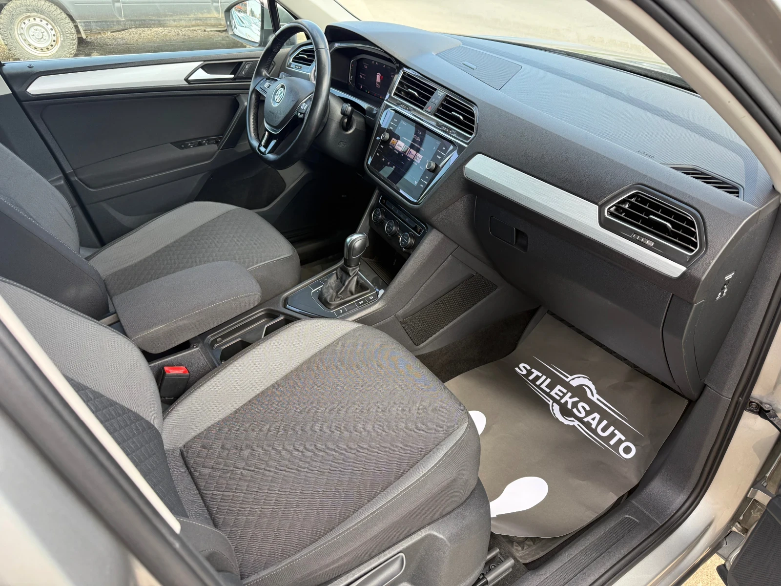 VW Tiguan 2.0TDI R-Line | Mobile.bg � ����������� 6