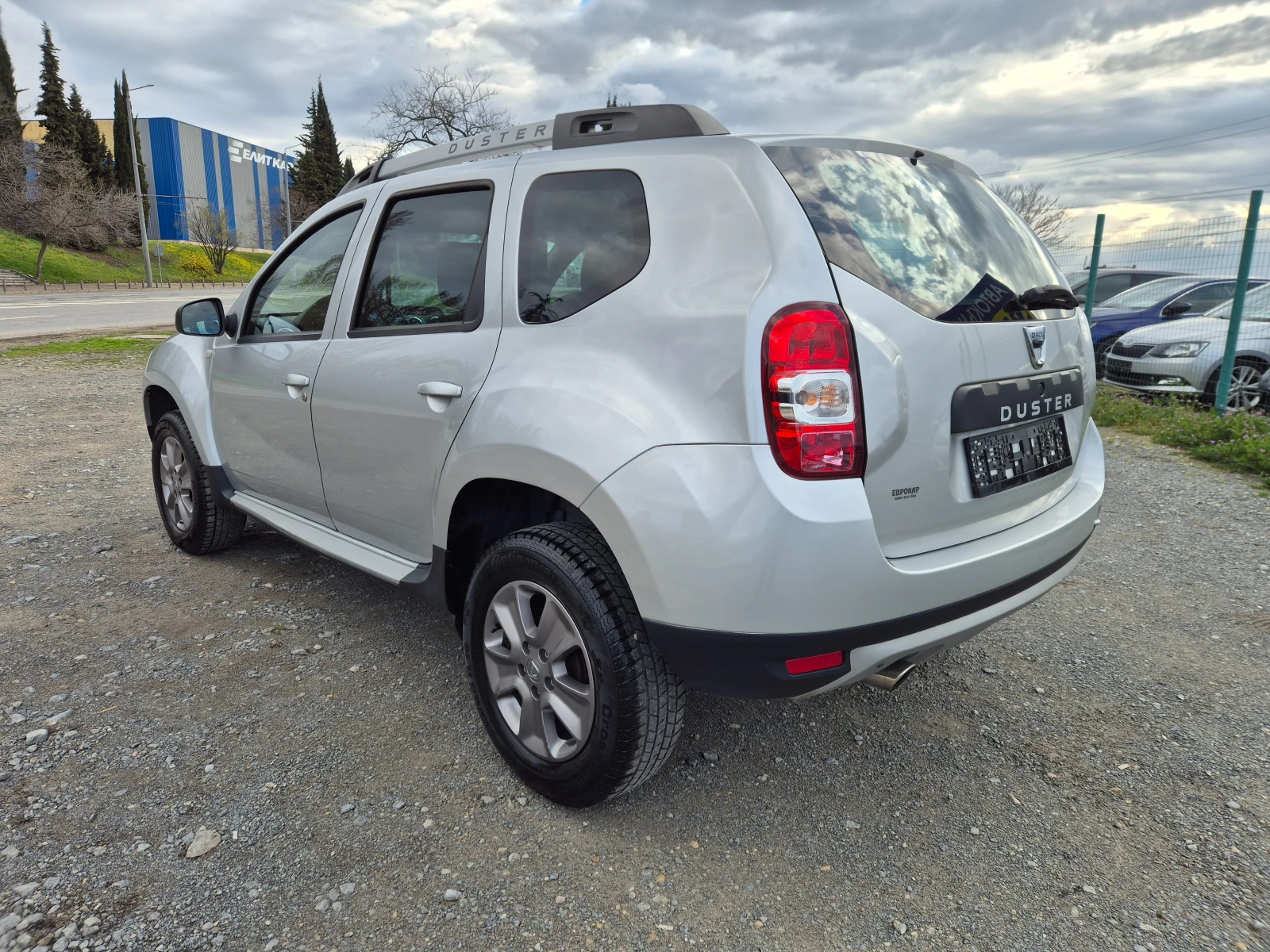 Dacia Duster 1.6i ���.�����. | Mobile.bg � ����������� 3