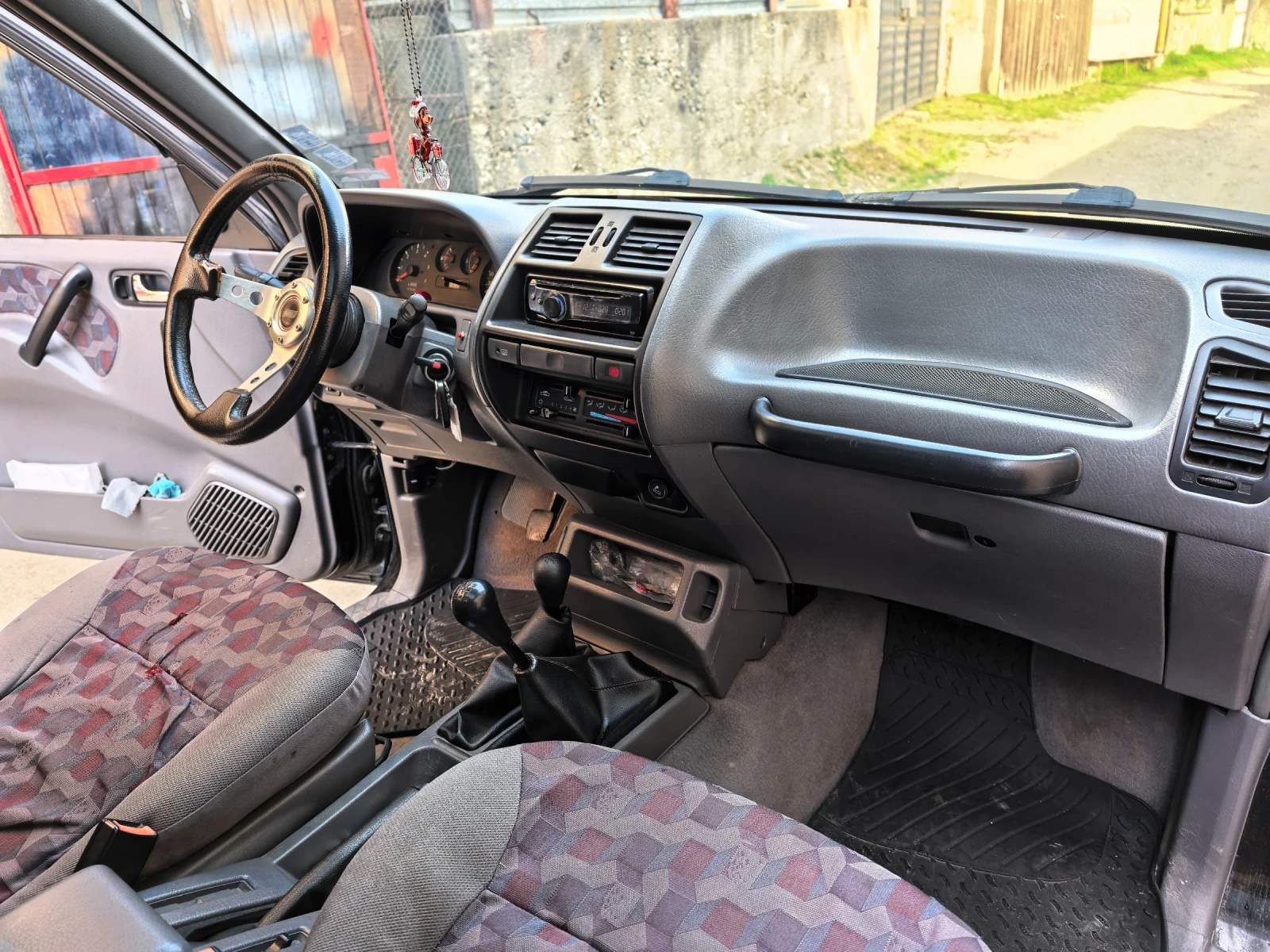 Nissan Terrano Форд Маверик, снимка 15 - Автомобили и джипове - 54214187