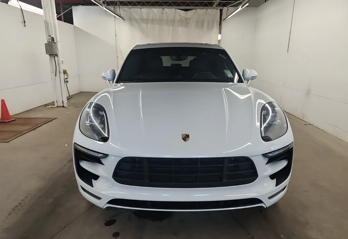 Porsche Macan GTS* Sport* RS Spyder* Пано* Памет* Подгрев, снимка 2 - Автомобили и джипове - 55210726