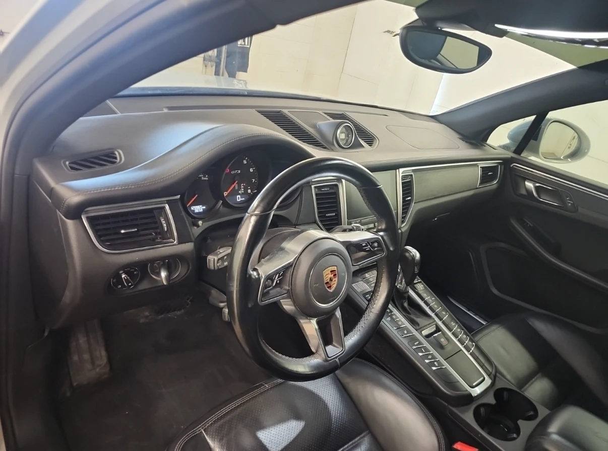 Porsche Macan GTS* Sport* RS Spyder* Пано* Памет* Подгрев, снимка 11 - Автомобили и джипове - 55210726