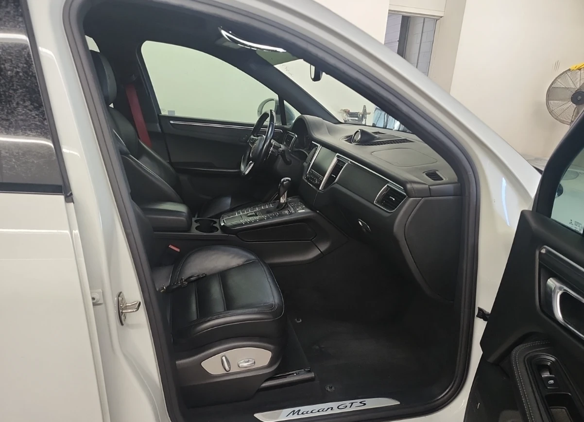 Porsche Macan GTS* Sport* RS Spyder* Пано* Памет* Подгрев, снимка 10 - Автомобили и джипове - 55210726