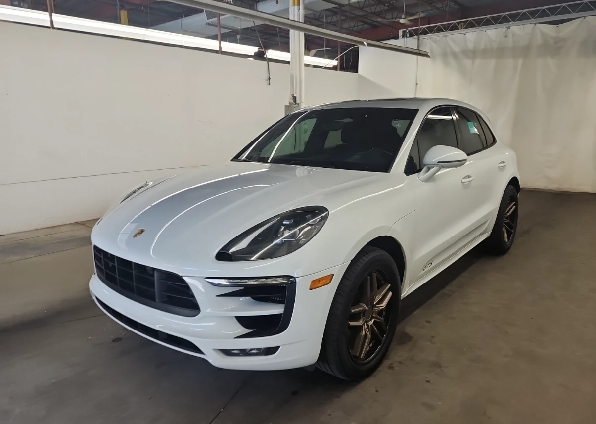 Porsche Macan GTS* Sport* RS Spyder* Пано* Памет* Подгрев
