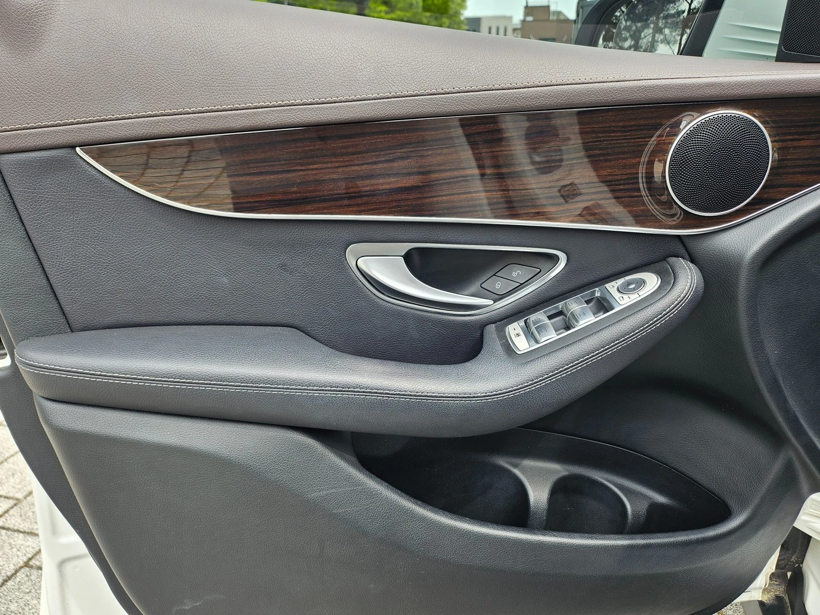 Mercedes-Benz GLC 250 КРАЙНА ЦЕНА, снимка 10 - Автомобили и джипове - 55349852