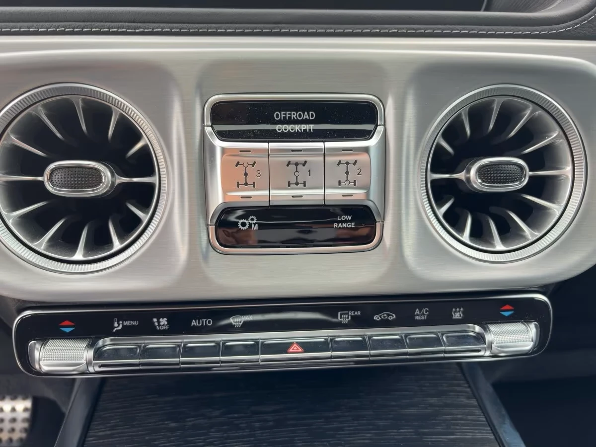 Mercedes-Benz G 450 d* FACE* BURM-3D* 360CAM* DISTR* , снимка 9 - Автомобили и джипове - 55660006