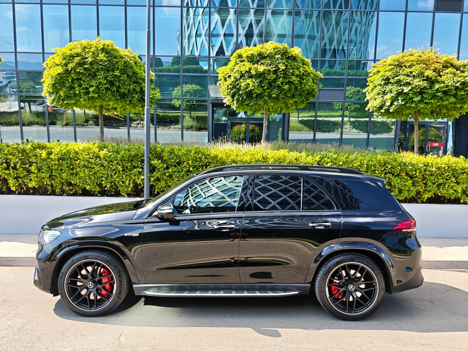 Mercedes-Benz GLE 63 S AMG 4matic+ Premium plus, снимка 2 - Автомобили и джипове - 55787775