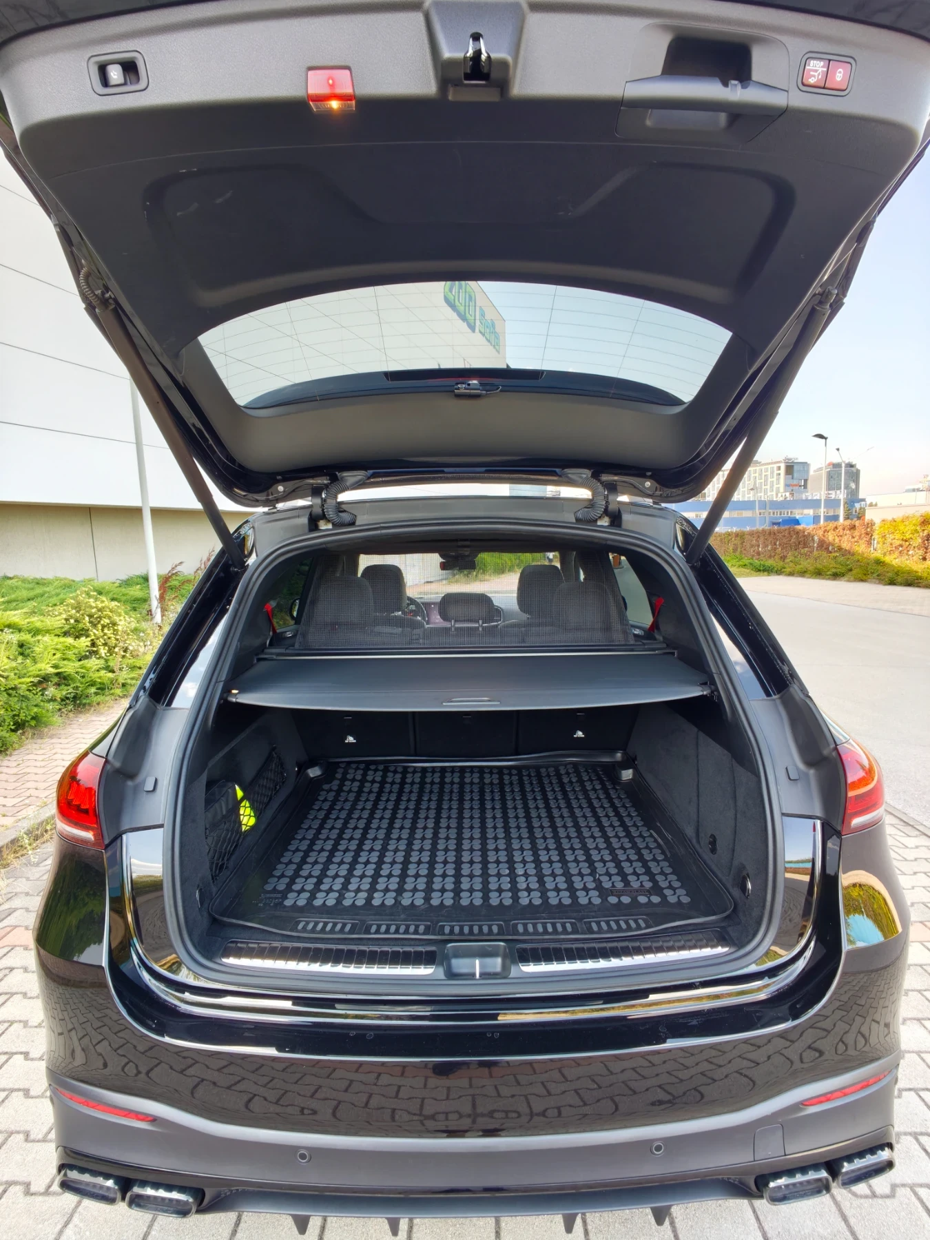 Mercedes-Benz GLE 63 S AMG 4matic+ Premium plus, снимка 14 - Автомобили и джипове - 55787775