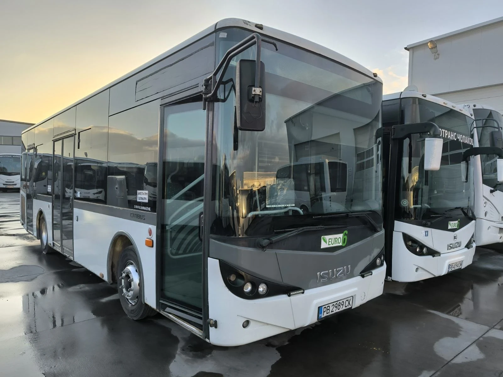 Isuzu Novocitti  - изображение 10