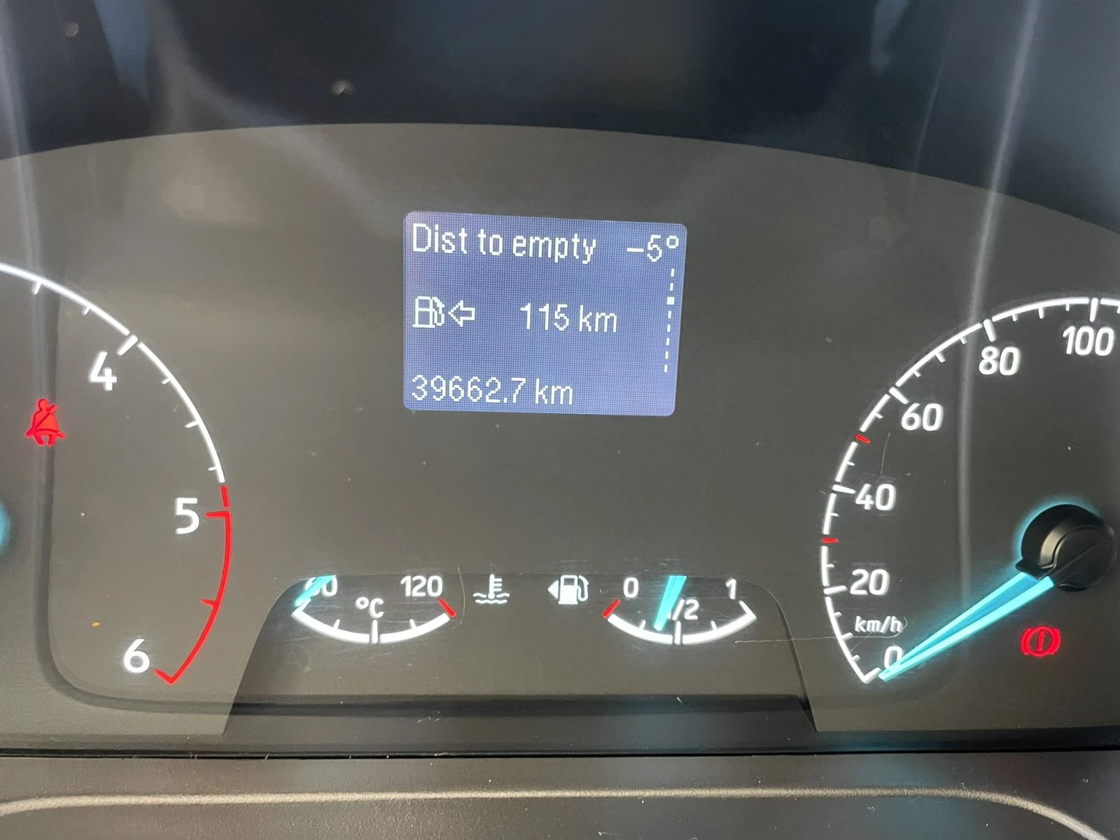 Ford Transit Custom 8+ 1 2.0L Ecoblue, снимка 10 - Бусове и автобуси - 54299003