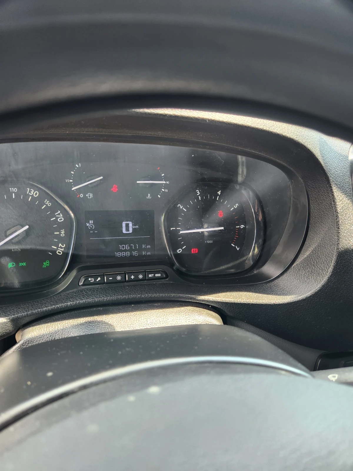 Peugeot Expert 1.6HDI, снимка 8 - Бусове и автобуси - 56727817