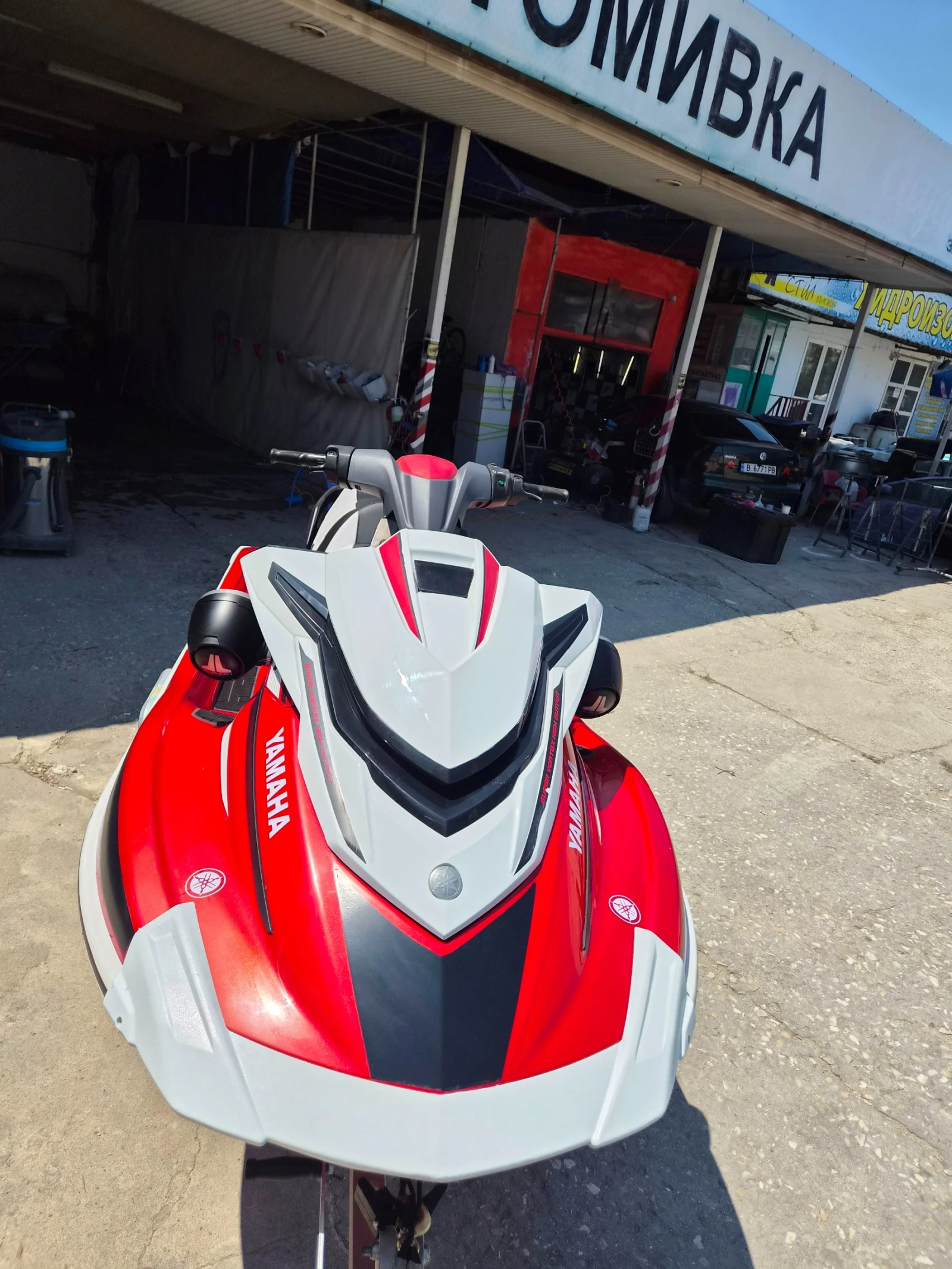 Джет Yamaha GP 1800 SVHO, снимка 6 - Воден транспорт - 55338017