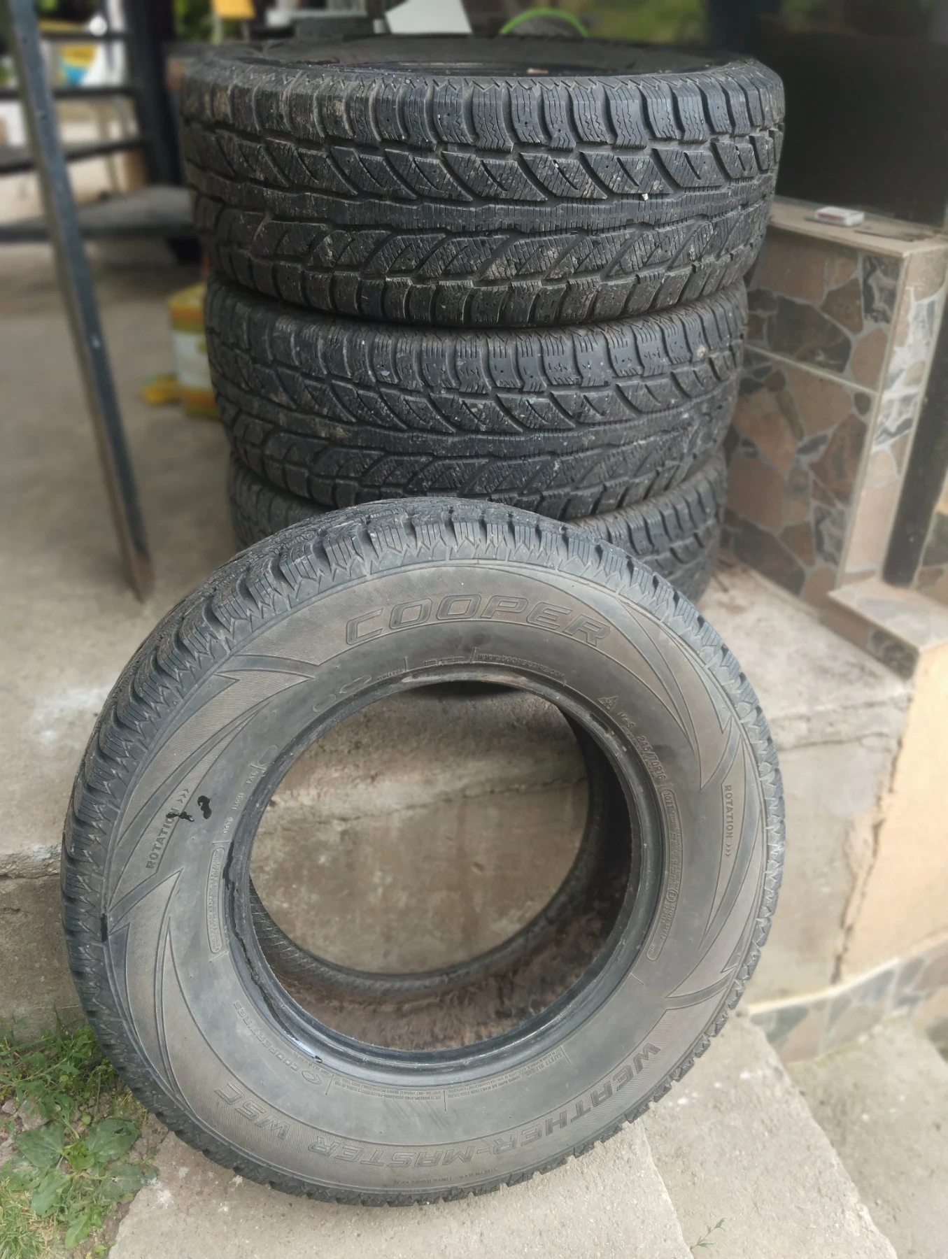 Гуми Всесезонни 245/70R16